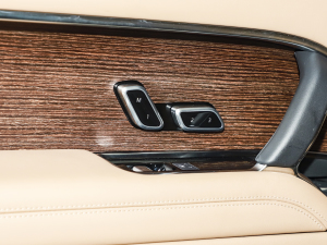 20233.0 L6 400PS ䷶L {{