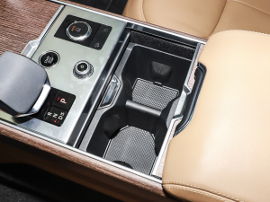 20233.0 L6 400PS ䷶L ǰű