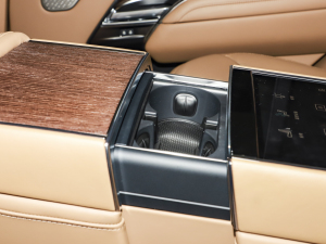 20233.0 L6 400PS ䷶L ֹ