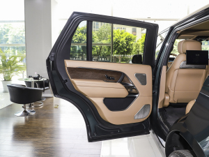 20233.0 L6 400PS ䷶L ܇T