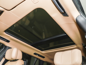 20233.0 L6 400PS ䷶L 촰