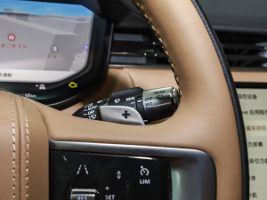 20233.0 L6 400PS ䷶L п؅^