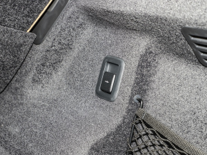 20233.0 L6 400PS ䷶L п؅^