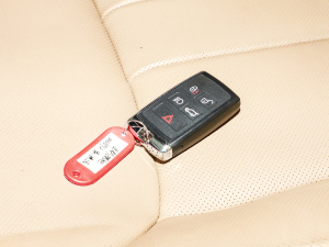 20233.0 L6 400PS ䷶L ܇耳