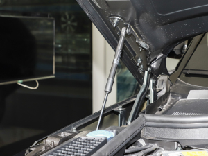 20233.0 L6 400PS ䷶L 