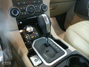 2010款第四代 4.0L HSE  换挡杆