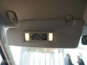2010款第四代 4.0L HSE  遮阳板（左）