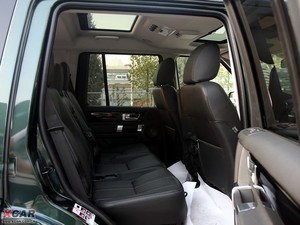 2010款第四代 5.0L HSE 后排空间