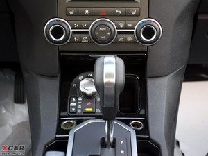 2010款第四代 5.0L HSE 换挡杆