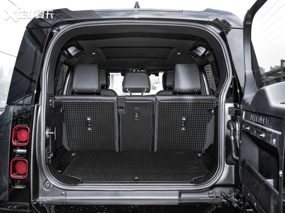 2023lʿ 110 3.0T P400 X-DYNAMIC HSE