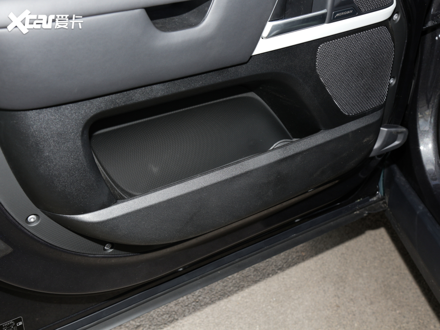 2023lʿ 110 3.0T P400 X-DYNAMIC HSE