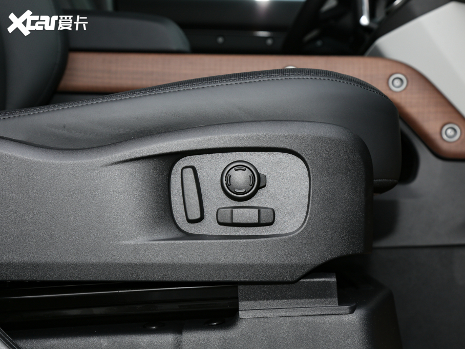 2023lʿ 110 3.0T P400 X-DYNAMIC HSE