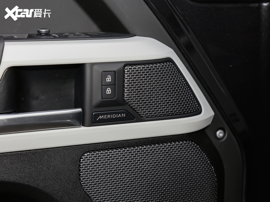 2023lʿ 110 3.0T P400 X-DYNAMIC HSE