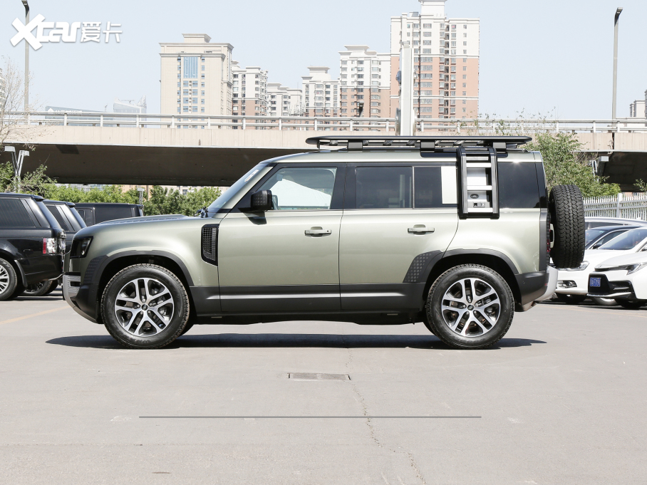 2023lʿ 110 3.0T P400 ؄e