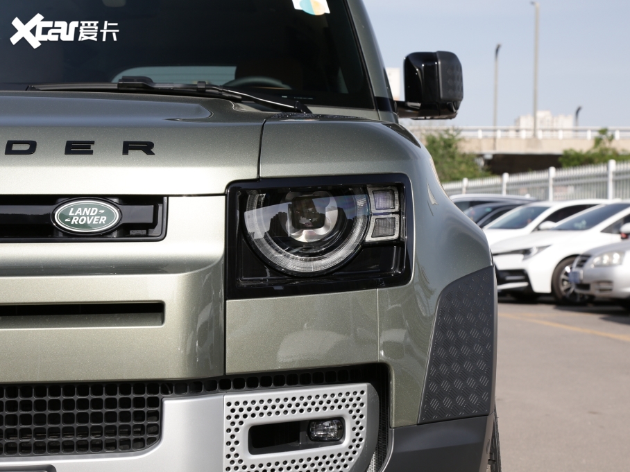 2023lʿ 110 3.0T P400 ؄e