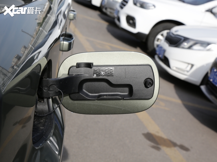 2023lʿ 110 3.0T P400 ؄e