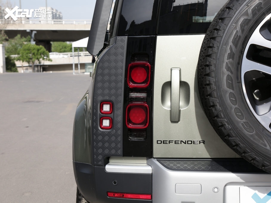 2023lʿ 110 3.0T P400 ؄e