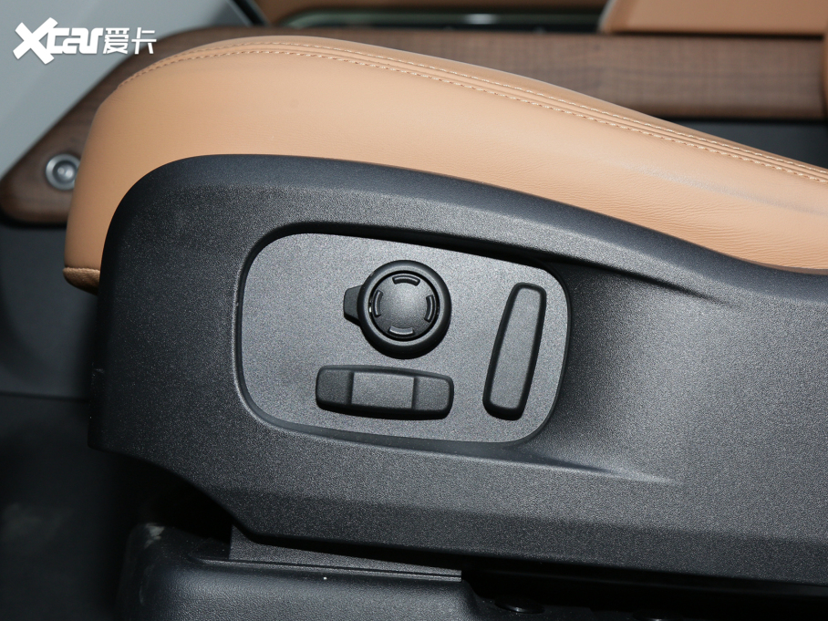 2023l(wi)ʿ 110 3.0T P400 ؄e