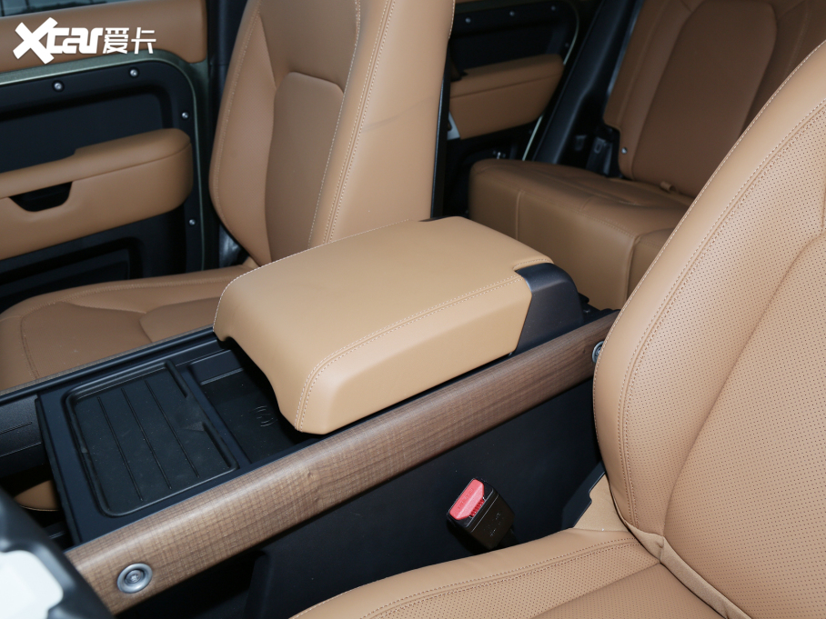 2023lʿ 110 3.0T P400 ؄e