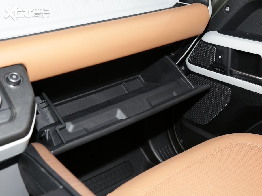 2023lʿ 110 3.0T P400 ؄e