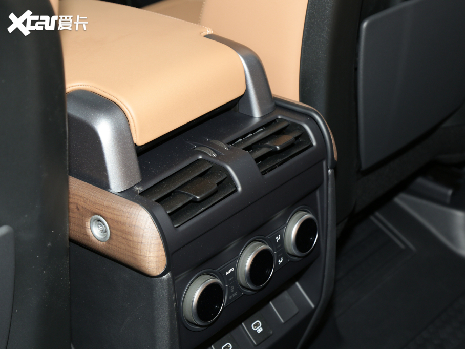 2023lʿ 110 3.0T P400 ؄e