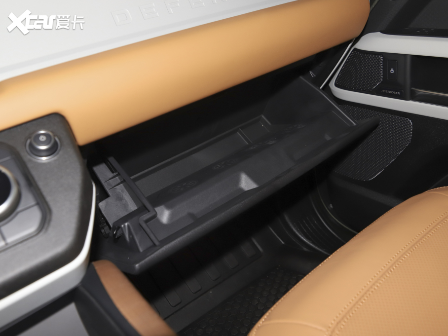 2023lʿ 90 3.0T P400 ؄e