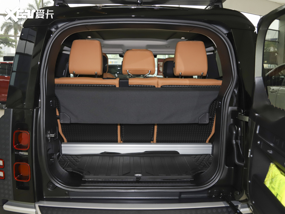 2023lʿ 90 3.0T P400 ؄e