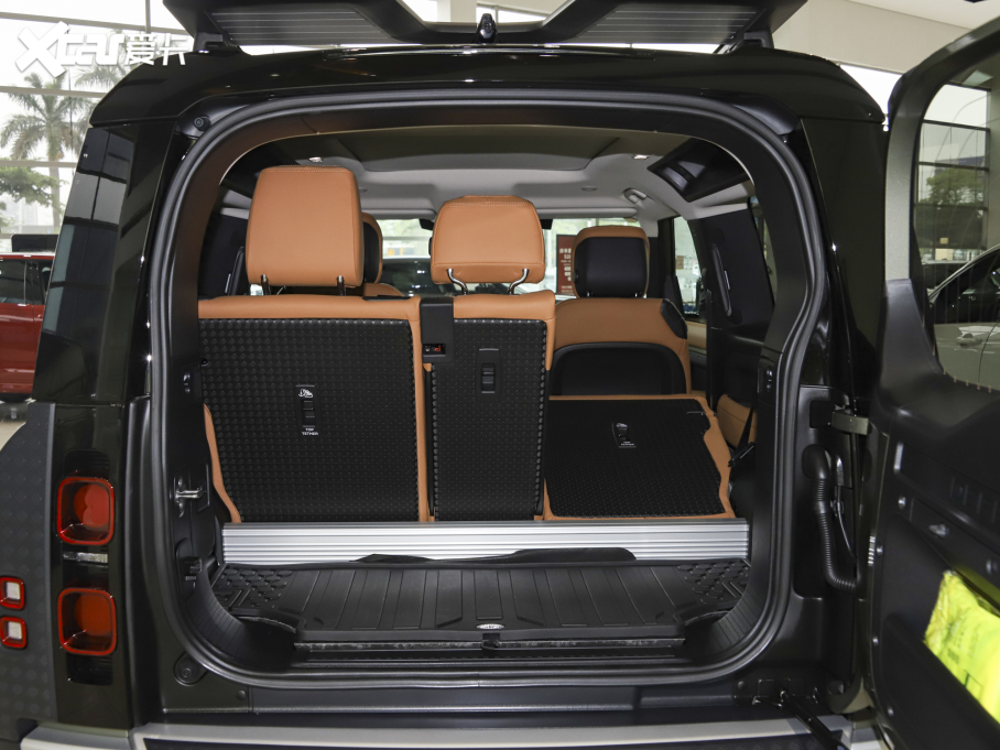 2023lʿ 90 3.0T P400 ؄e