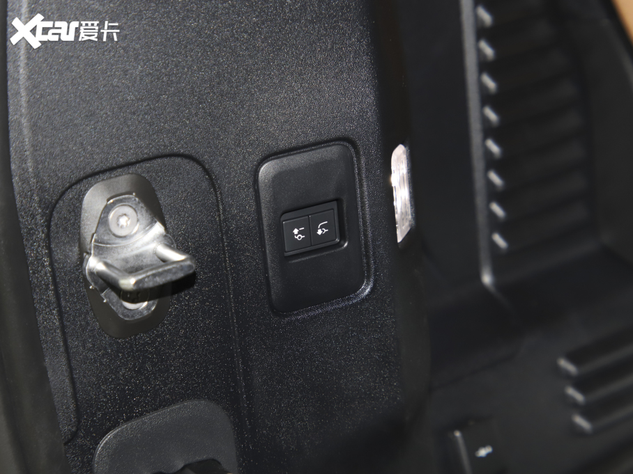 2023l(wi)ʿ 90 3.0T P400 ؄e