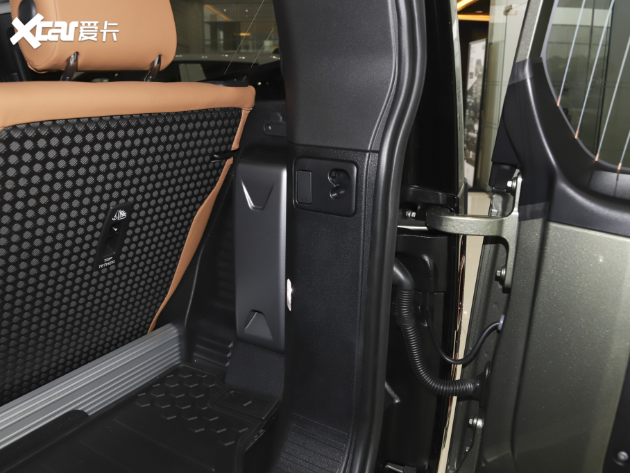 2023lʿ 90 3.0T P400 ؄e