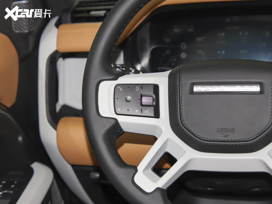 2023lʿ 90 3.0T P400 ؄e