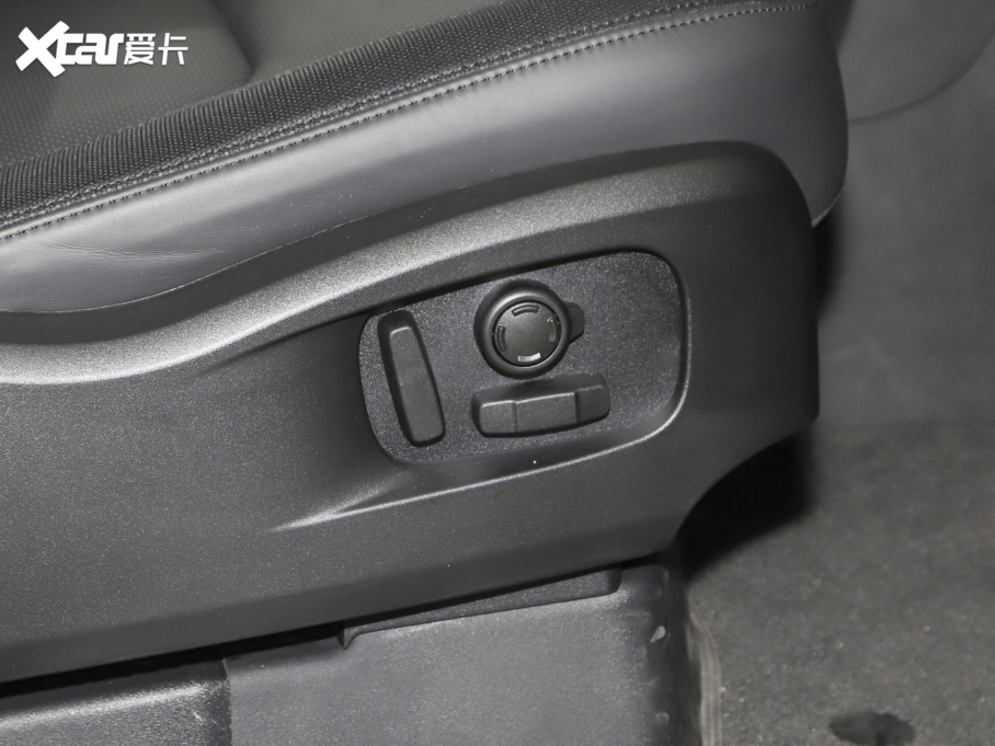 2023lʿ 90 2.0T P300 X-DYNAMIC HSE