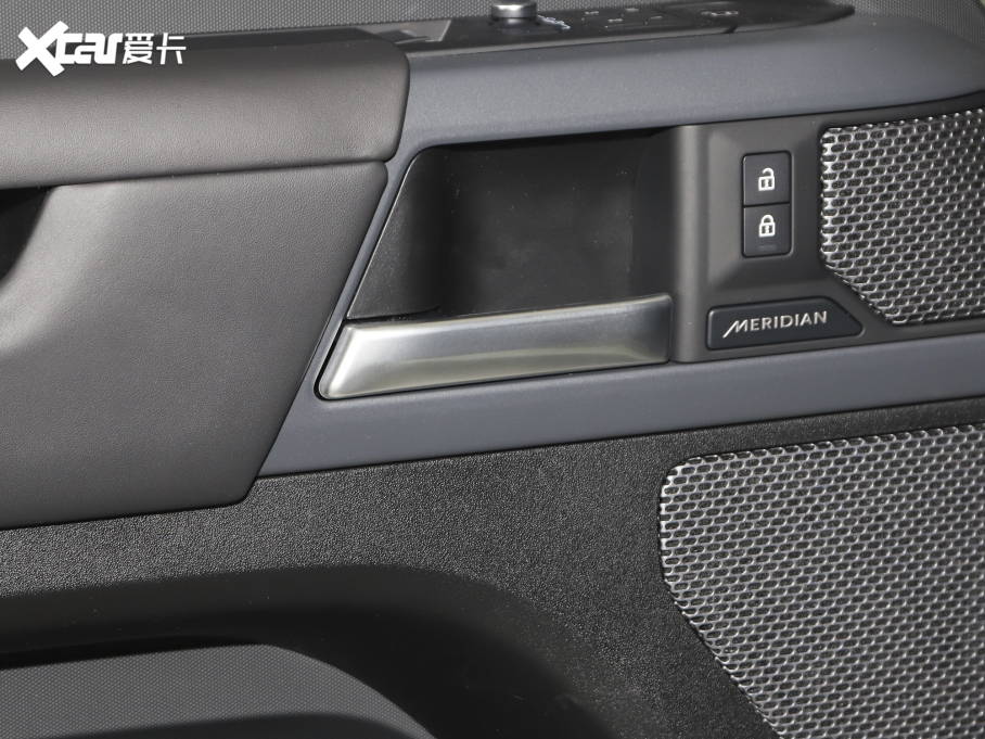 2023lʿ 90 2.0T P300 X-DYNAMIC HSE