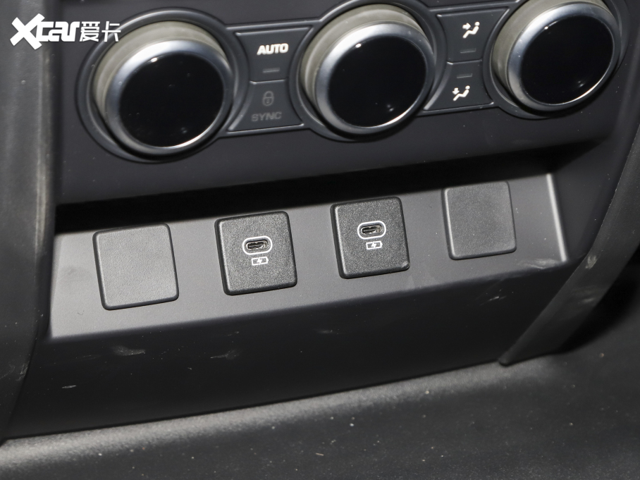 2023l(wi)ʿ 90 2.0T P300 X-DYNAMIC HSE