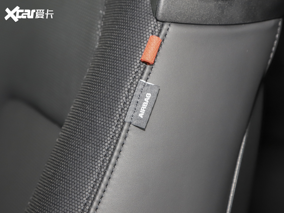 2023l(wi)ʿ 90 2.0T P300 X-DYNAMIC HSE