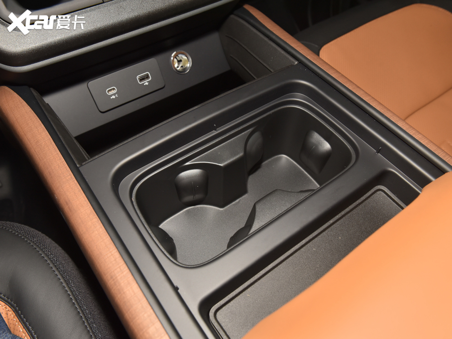 2023lʿ 110 3.0T X P400