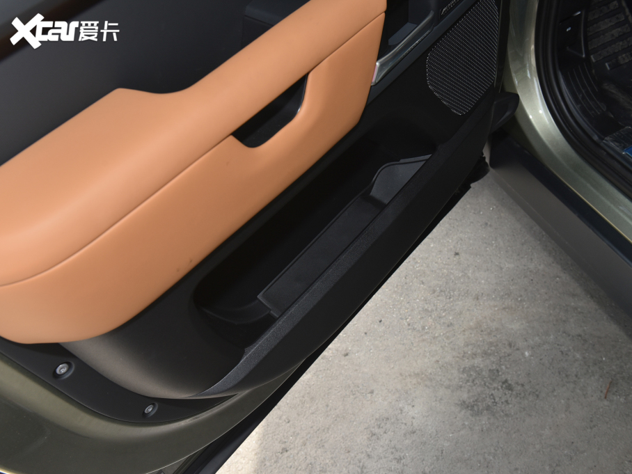 2023lʿ 110 3.0T X P400