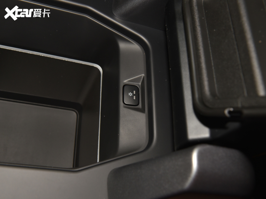 2023lʿ 110 3.0T X P400