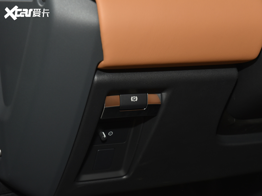 2023l(wi)ʿ 110 3.0T X P400