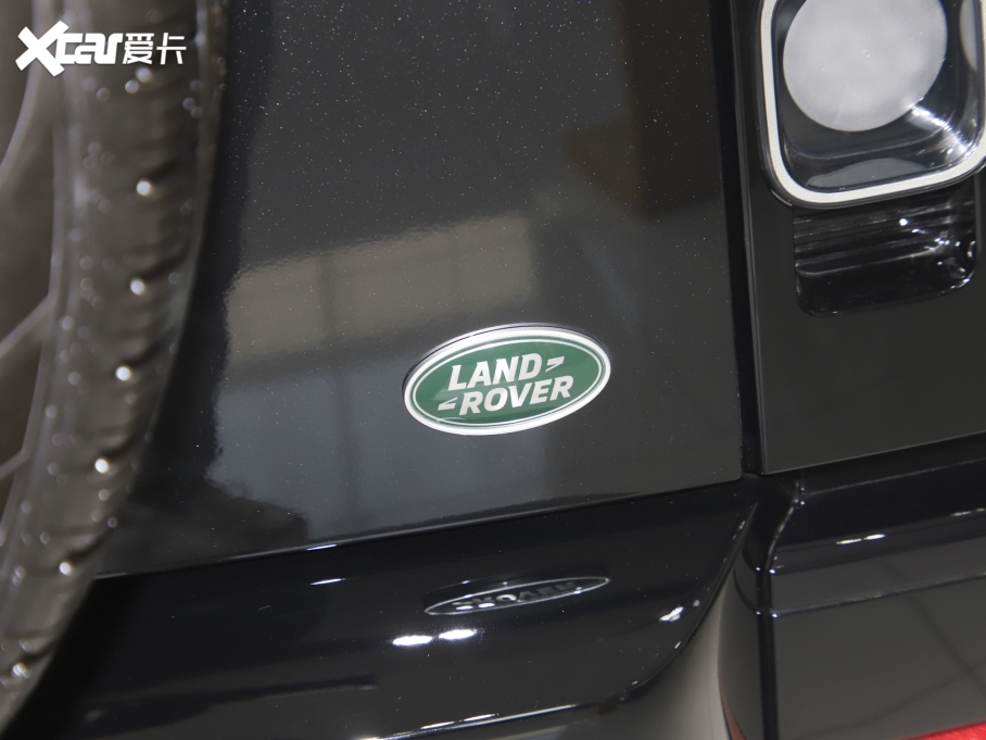 2023l(wi)ʿ 110 5.0T V8