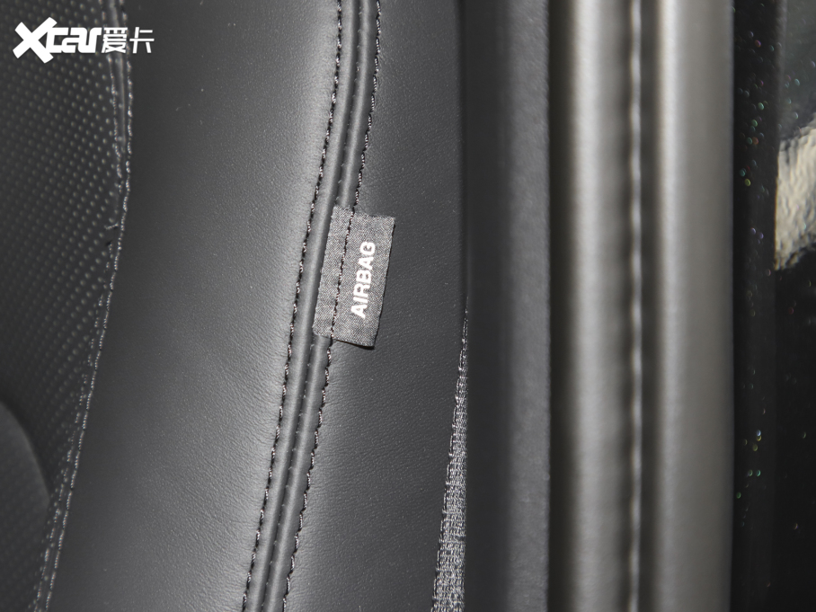 2023l(wi)ʿ 110 5.0T V8