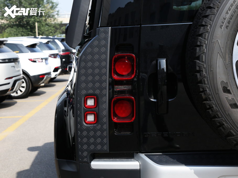 2023l(wi)ʿ Ŀ 110 3.0T P400 ؄e