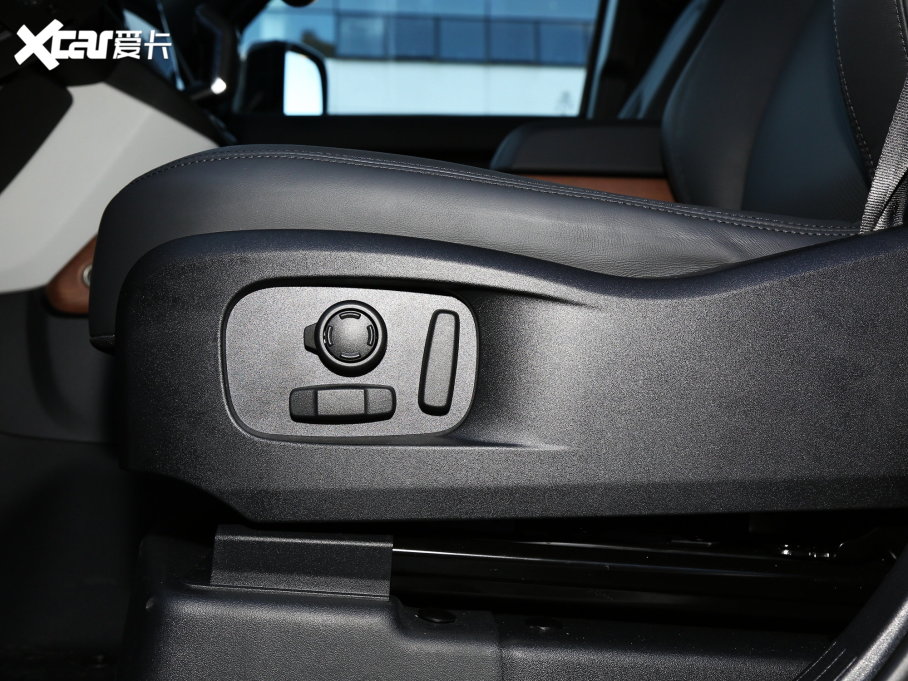 2023lʿ Ŀ 110 3.0T P400 ؄e