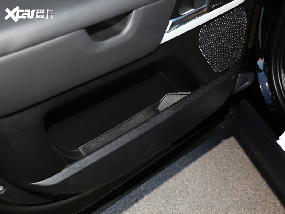 2023lʿ Ŀ 110 3.0T P400 ؄e