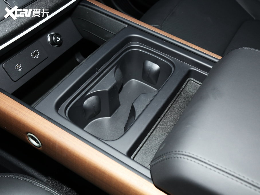 2023lʿ Ŀ 110 3.0T P400 ؄e