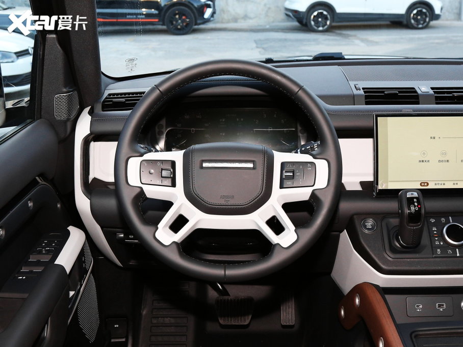 2023lʿ Ŀ 110 3.0T P400 ؄e