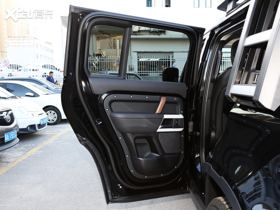 2023lʿ Ŀ 110 3.0T P400 ؄e