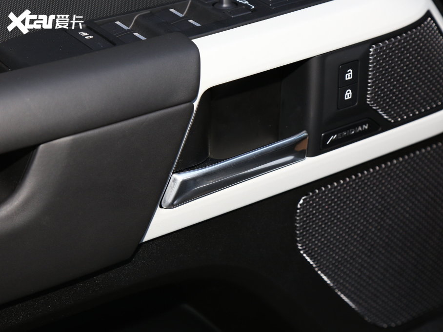 2023lʿ Ŀ 110 3.0T P400 ؄e