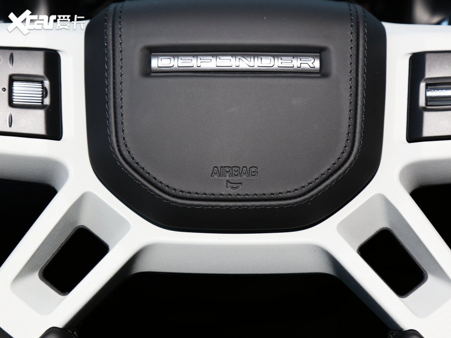 2023lʿ Ŀ 110 3.0T P400 ؄e