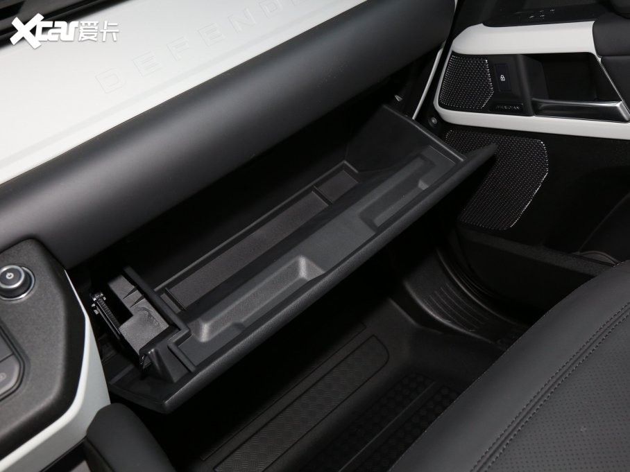 2023l(wi)ʿ Ŀ 90 3.0T P400 XS